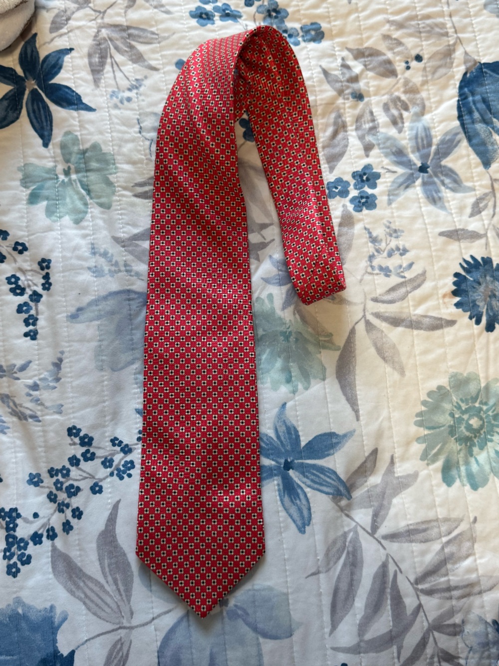 Brooks Brothers Red Silk Geometric Tie